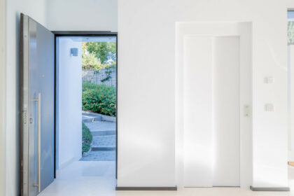 5abe3eda0890c501c2899992061c63ab - 12