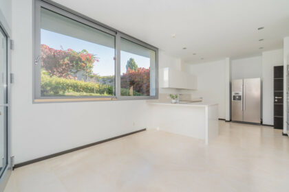 5abe3eda0890c501c2899992061c63ab - 14