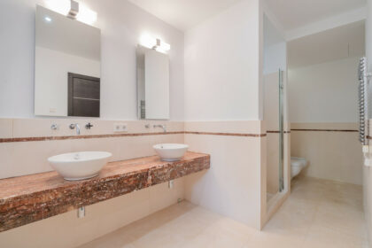 5abe3eda0890c501c2899992061c63ab - 18