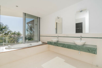 5abe3eda0890c501c2899992061c63ab - 25