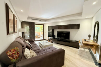 5ae4dec32439f4430ef6848322704d5b - 10