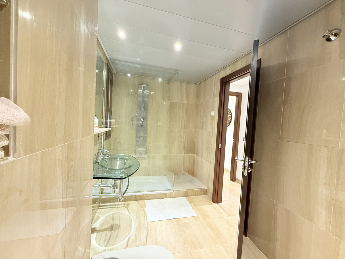 5ae4dec32439f4430ef6848322704d5b - 16