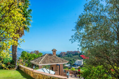 5b1b686530d8b1ac7b5df0ba518007d6 - 41