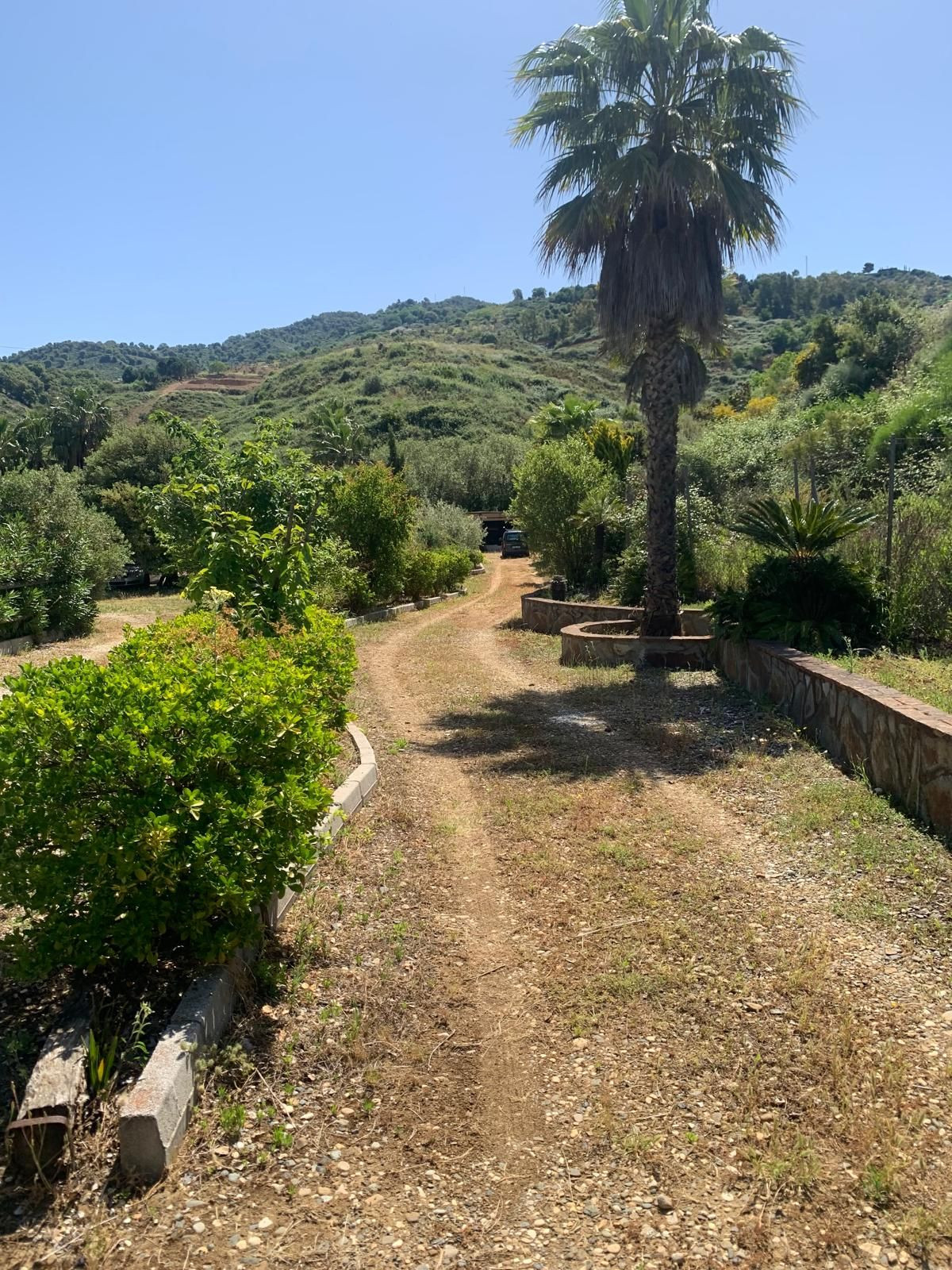 5b4a91136ac5cbf3f154994332d623c4 - 23