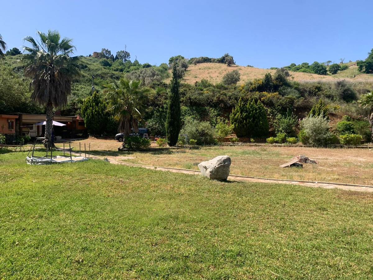 5b4a91136ac5cbf3f154994332d623c4 - 27