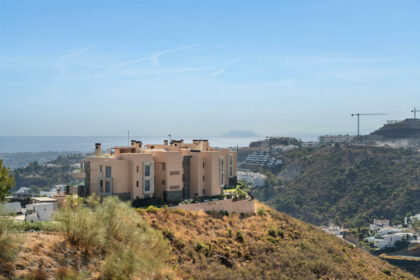 5bc9bf48171ae6731cef49ddc2ee3f25 - 35