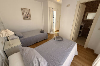 5cf4e3d1ec818ae89c87d3dac0dbdbea - 28