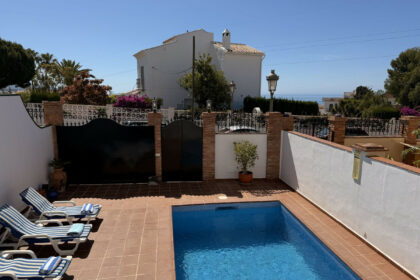 5cf4e3d1ec818ae89c87d3dac0dbdbea - 4