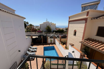 5cf4e3d1ec818ae89c87d3dac0dbdbea - 5