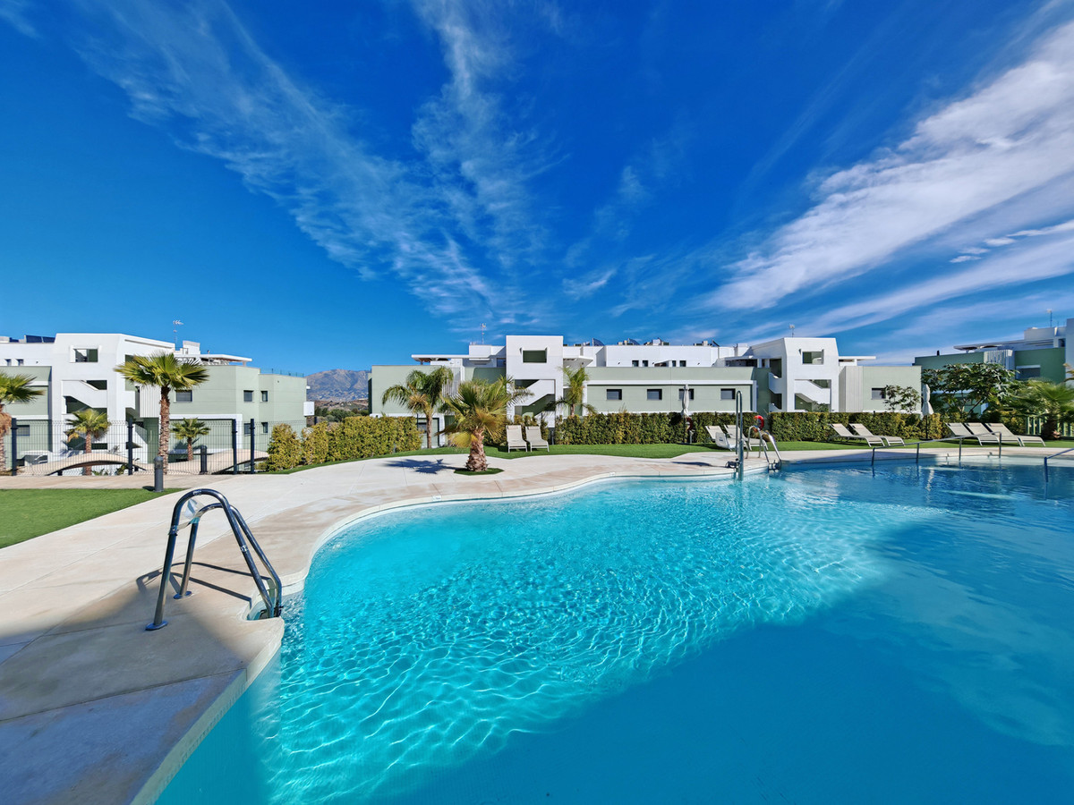 5dce201ea55813b1c52d07cd133280cb - 16