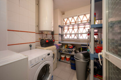 5e560275dfa424fab650c20f2ecc97f6 - 10