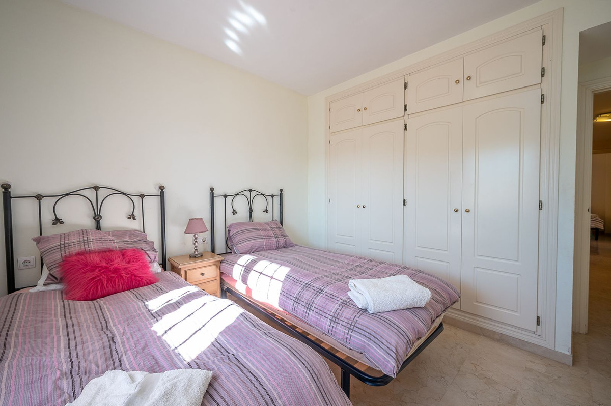 5e560275dfa424fab650c20f2ecc97f6 - 18