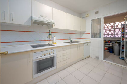 5e560275dfa424fab650c20f2ecc97f6 - 8