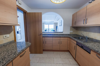 5e62a1c42e0755844da304a59461a353 - 22