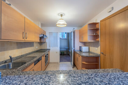 5e62a1c42e0755844da304a59461a353 - 24