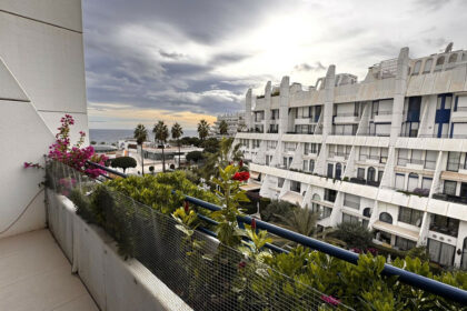 602d35adc03c5603ae12cc502a1de81e - 25