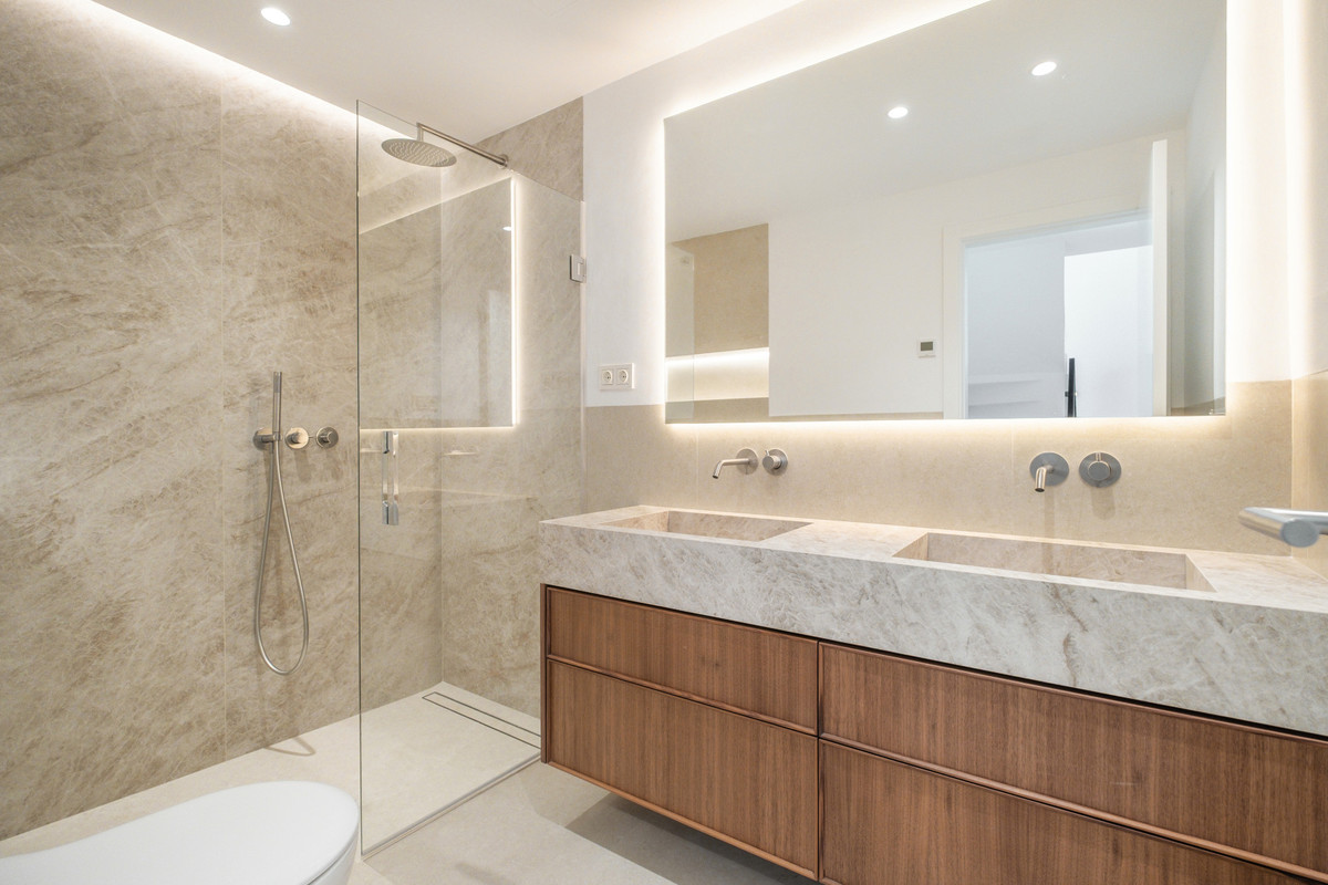 60cc5eeea58c02d04356621042a322a6 - 20