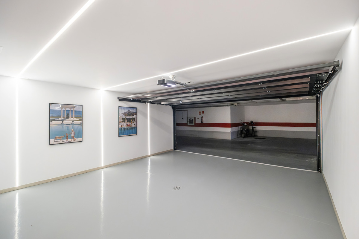 60cc5eeea58c02d04356621042a322a6 - 30