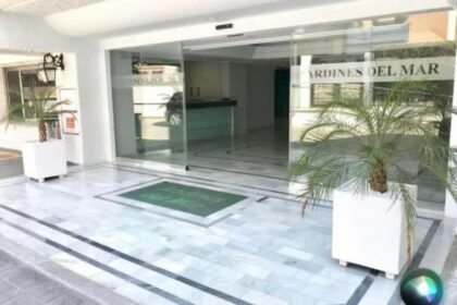 61f429a49906d7aefc99f46855cca55f - 15