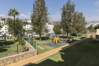 63a480fde220a4560124c78f3cab6f42 - 10