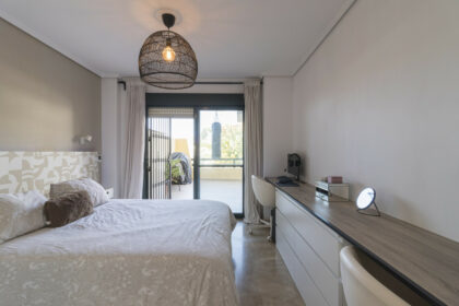 63a480fde220a4560124c78f3cab6f42 - 23