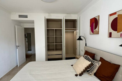 642219970a01abf5f9ccc7282913fce6 - 9