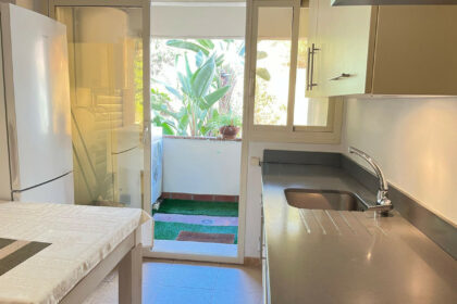 645f30290074cf39e47951ad097bbe03 - 15