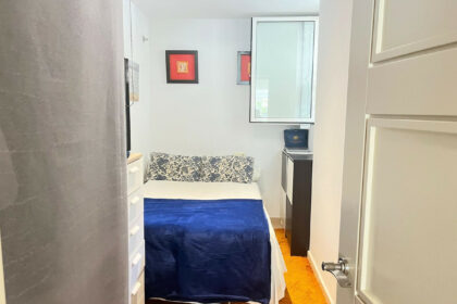 645f30290074cf39e47951ad097bbe03 - 18