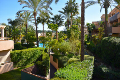 645f30290074cf39e47951ad097bbe03 - 22