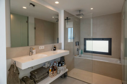 6516f745369e14b68289af514831f3a1 - 21