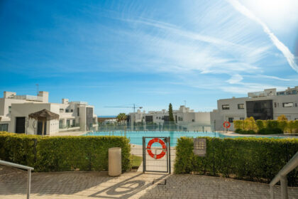 6516f745369e14b68289af514831f3a1 - 35