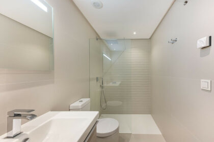 654ac7927dcda0fb5432ac91d5aa17a5 - 19