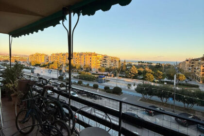 65bd5e1bbc5281cde9c5e36f88d2746a - 1