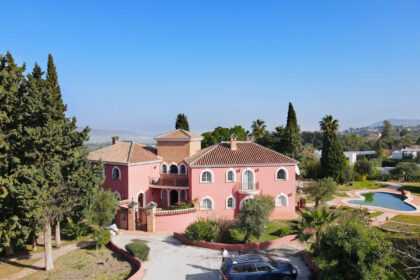 65deb095f83a685237dd5f9afd6c1053 - 11