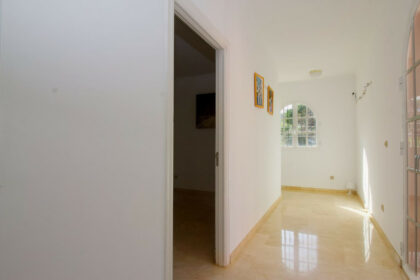 65deb095f83a685237dd5f9afd6c1053 - 37