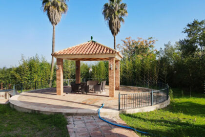 65deb095f83a685237dd5f9afd6c1053 - 9