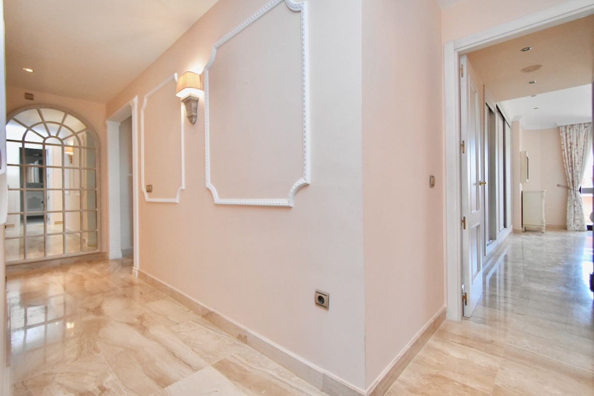 662747b68ffdab41b462955313fb6559 - 15