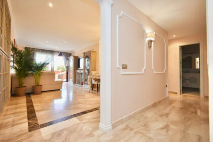 662747b68ffdab41b462955313fb6559 - 16