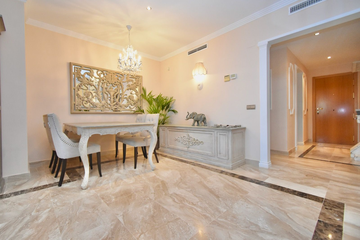 662747b68ffdab41b462955313fb6559 - 5