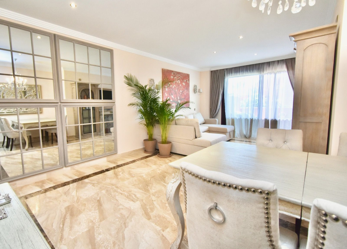 662747b68ffdab41b462955313fb6559 - 6