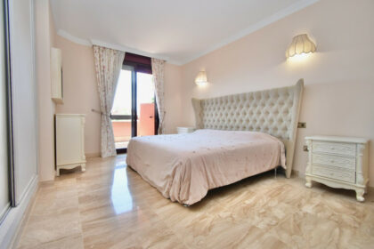 662747b68ffdab41b462955313fb6559 - 9