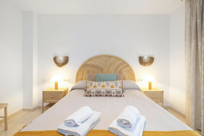 67410b0271d05e4b05bf9eb4270ae526 - 26