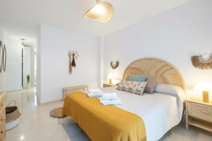 67410b0271d05e4b05bf9eb4270ae526 - 32