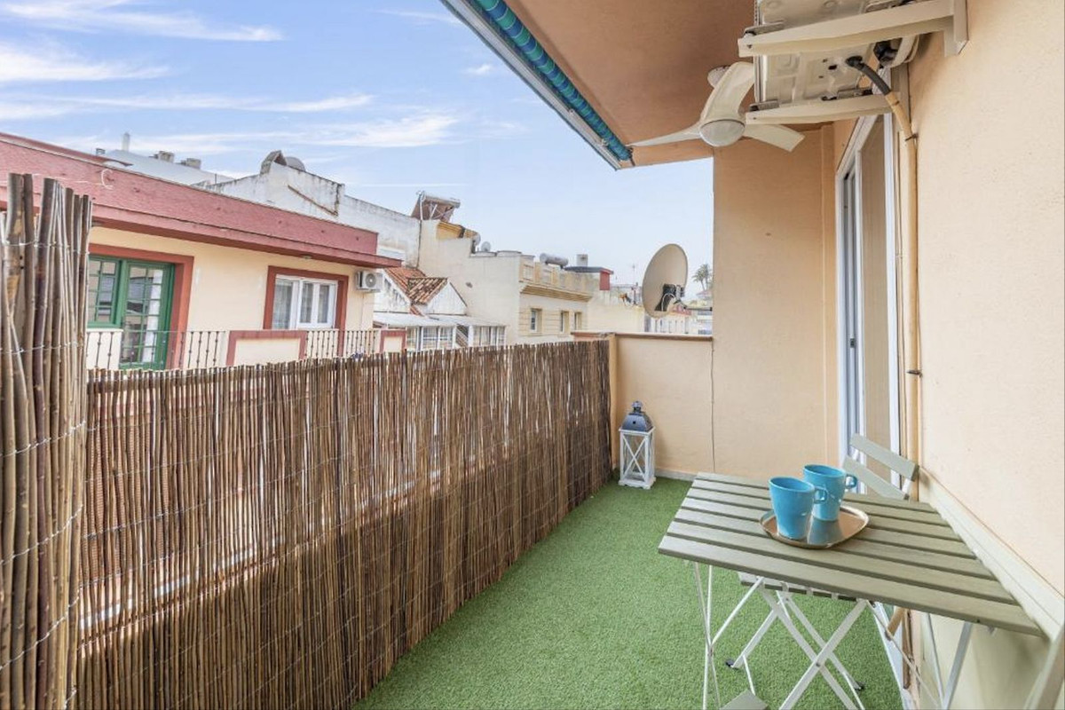 67410b0271d05e4b05bf9eb4270ae526 - 5