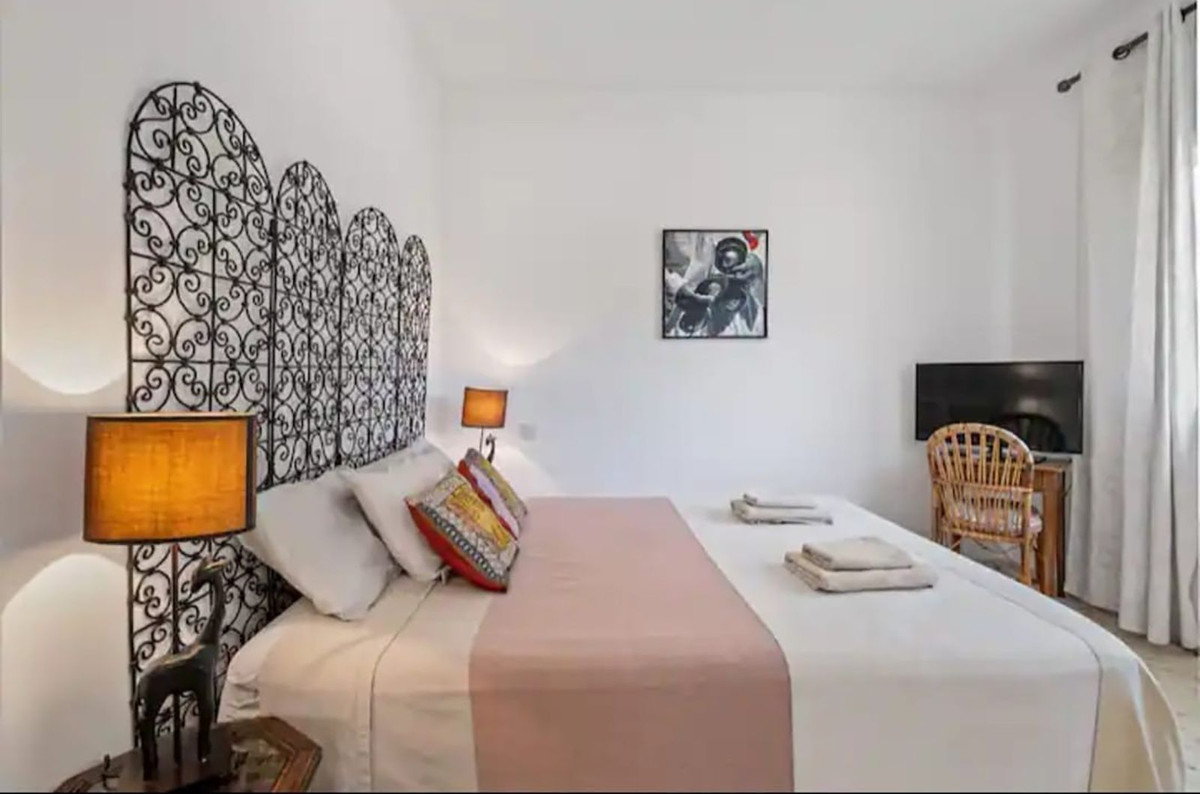 674298f5792f5e1956d2c6999956e5d2 - 25