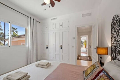 674298f5792f5e1956d2c6999956e5d2 - 26