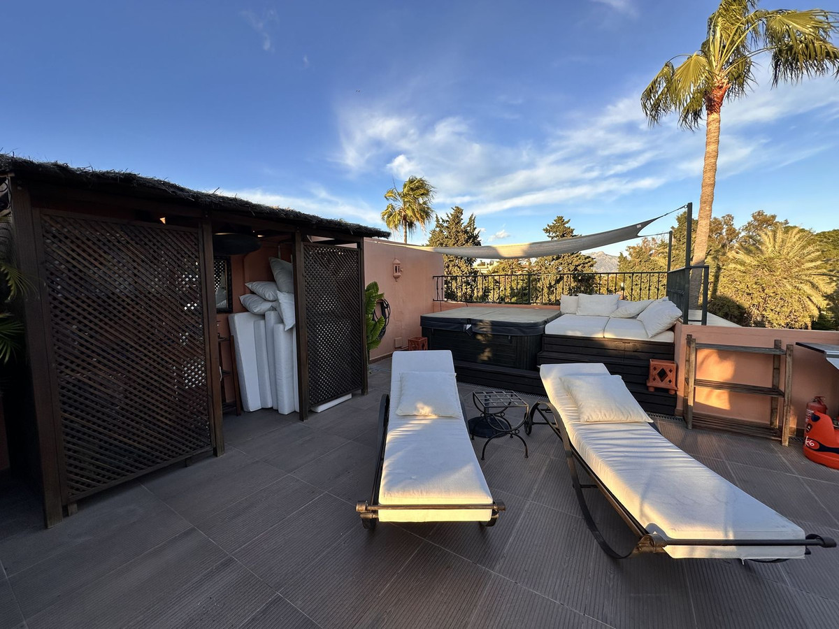 674298f5792f5e1956d2c6999956e5d2 - 28