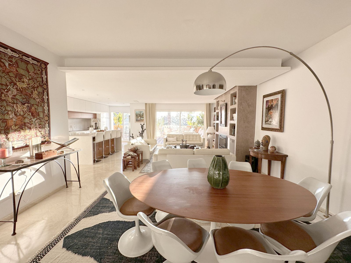 674298f5792f5e1956d2c6999956e5d2 - 3