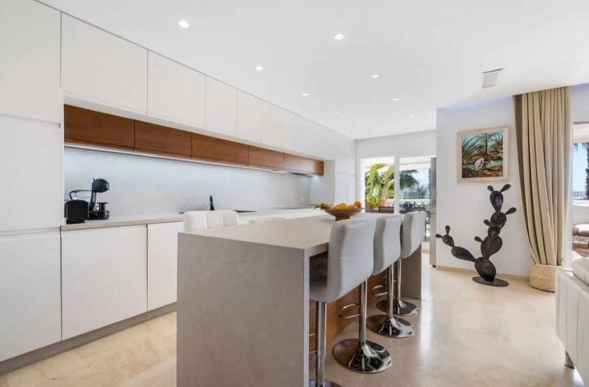 674298f5792f5e1956d2c6999956e5d2 - 5