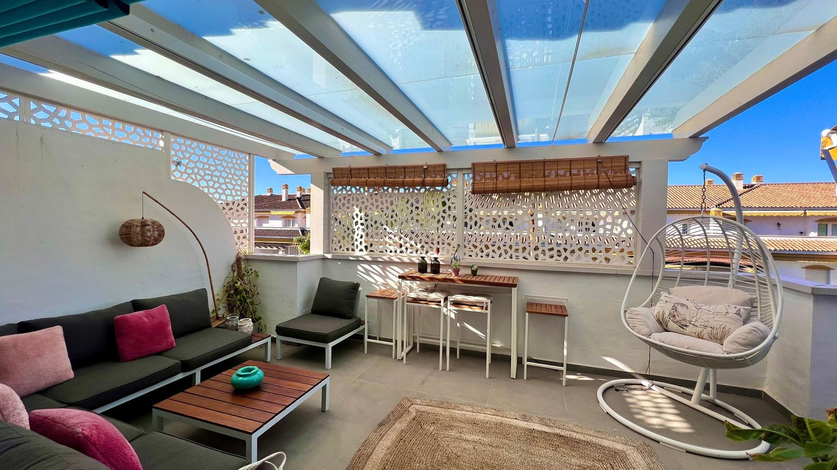 676dd4f11b2ef3d8a024c852b07b2961 - 1